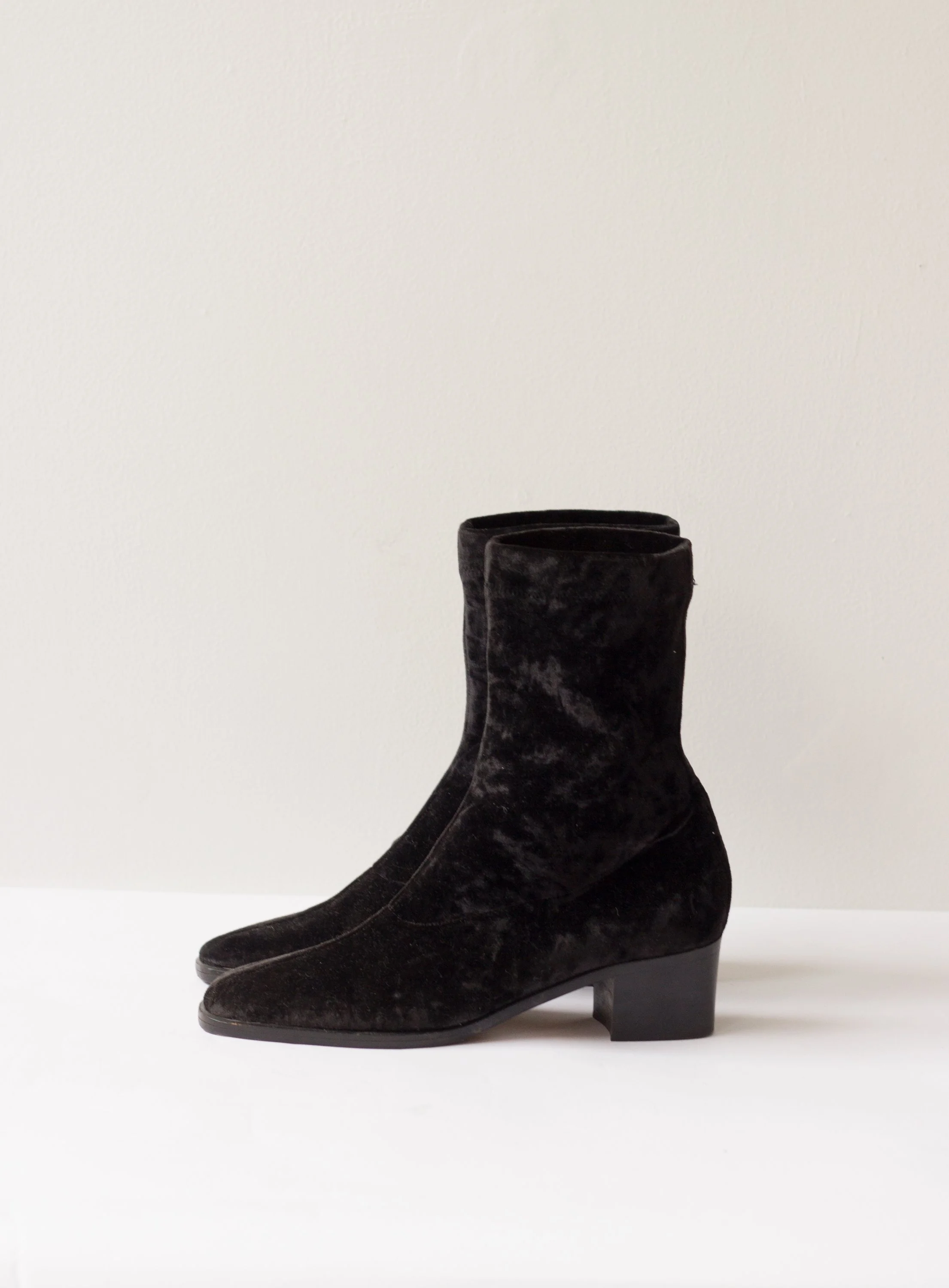 Cole haan black ankle 2025 boots